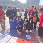 邢台红十字蓝天救援队参加市文明办组织开展的“双争有我，文明新风汇”活动。